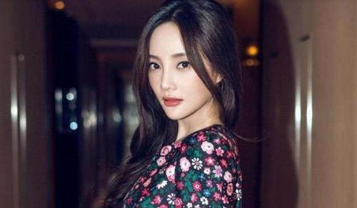 娱乐吃瓜李小璐是谁呀,李小璐的星光历程与争议瞬间 第3张 娱乐吃瓜李小璐是谁呀,李小璐的星光历程与争议瞬间 第3张